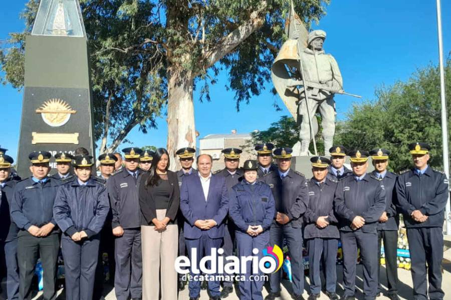 Con un cálido acto, Catamarca recordó a veteranos y caídos en la guerra de Malvinas