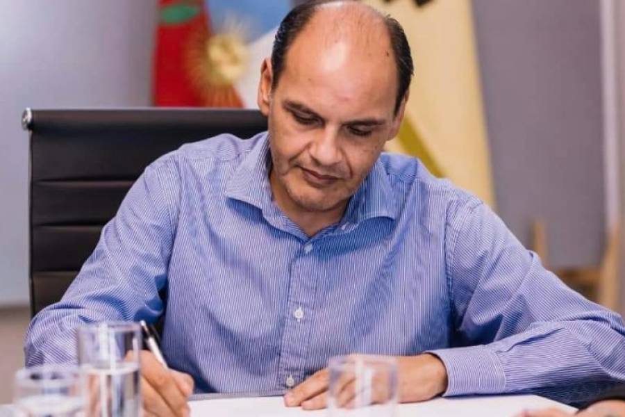 “Los opositores violetas repiten consignas de Nación”