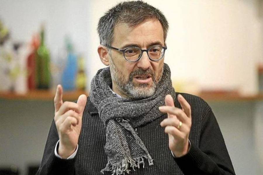 El Gobierno revocó la residencia del español Antoni Gutiérrez-Rubí, estratega de campaña del PRO