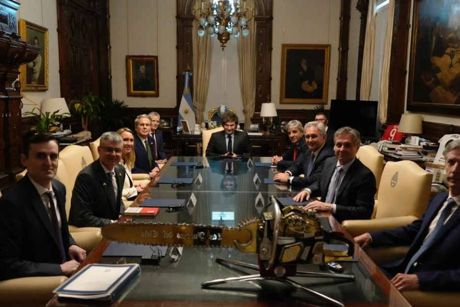 Javier Milei recibió al Secretario del Tesoro de Estados Unidos, Scott Bessent, en Casa Rosada