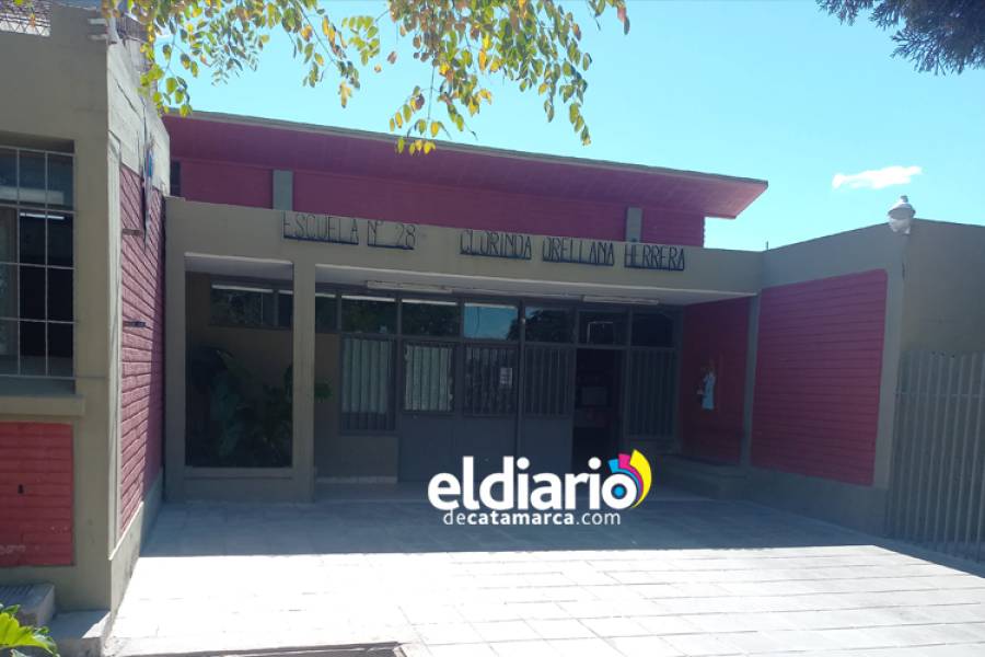 Piden que saquen a un profesor por sus burlas a estudiantes
