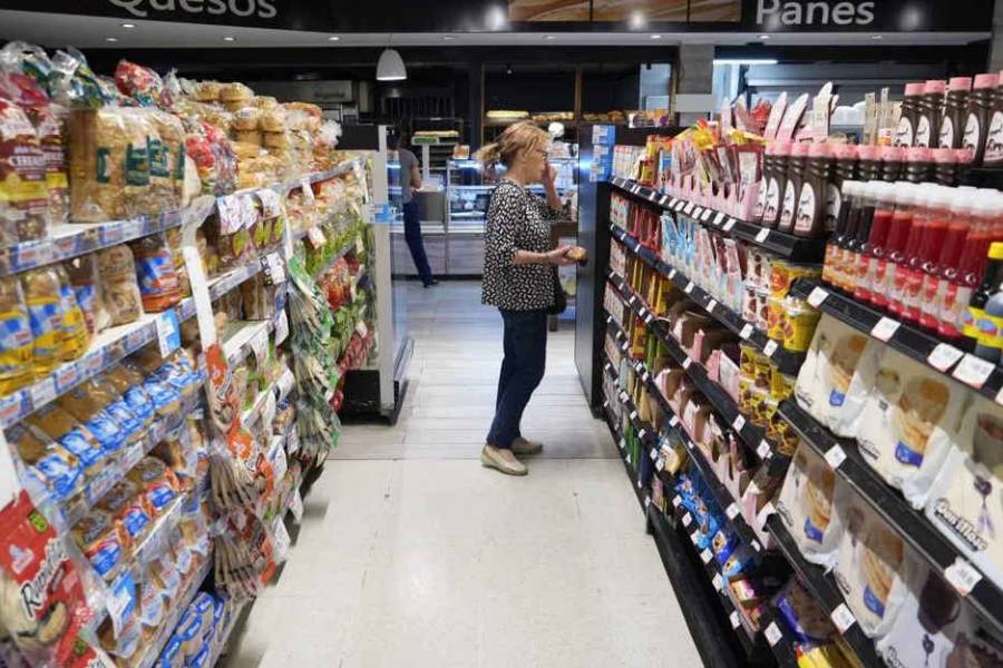 Leve repunte del consumo con señales mixtas en las categorías clave