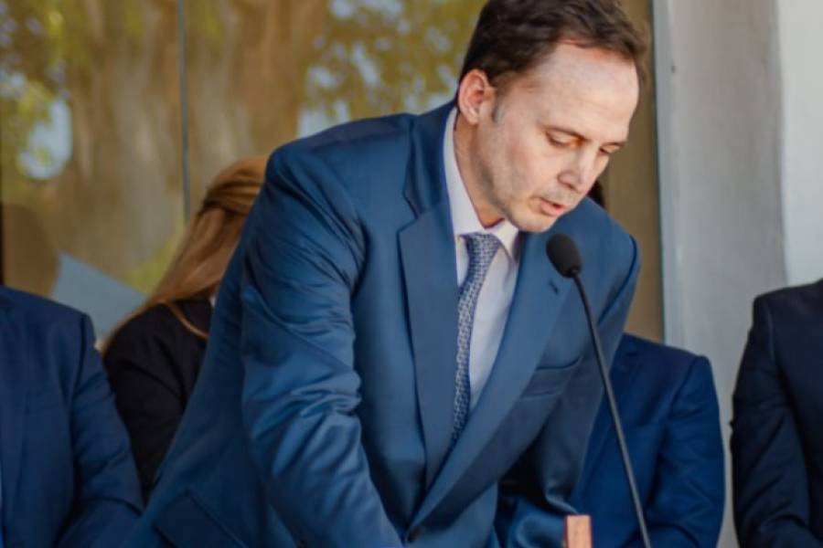 Dalmacio Mera deja el Ministerio de Educación y será ombudsman del pueblo