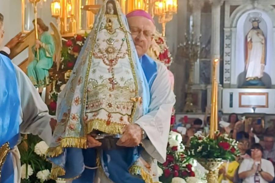 En un clima especial por la despedida del Papa Francisco se inició el Septenario en honor de la Virgen del Valle
