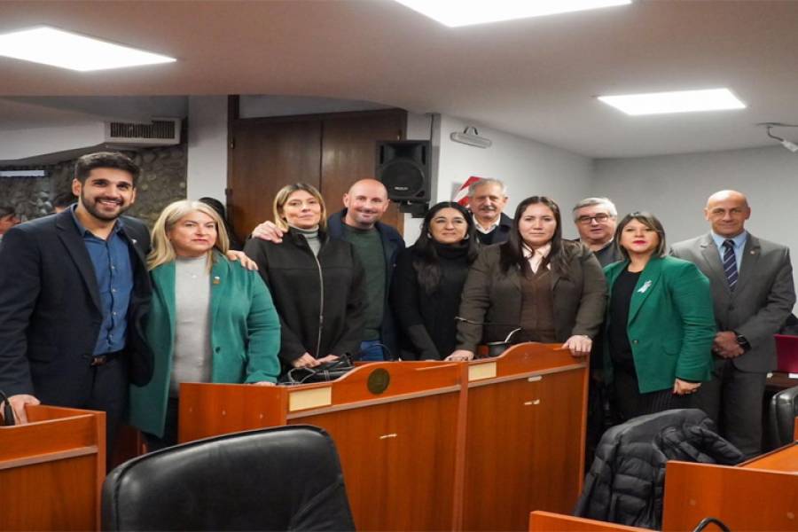 Tensión en la Legislatura: Denuncian que el gobierno declaró una 
