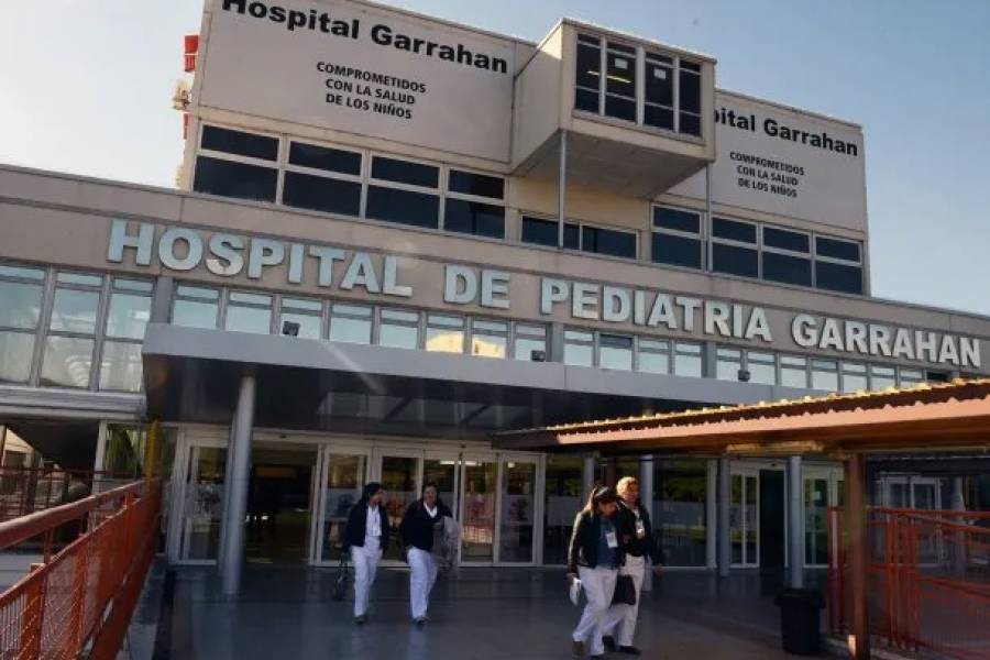 Profesionales del Hospital Garrahan denunciaron penalmente a Javier Milei: el motivo
