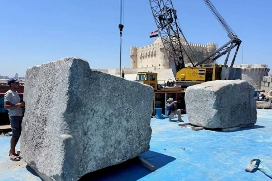 Recuperaron del mar Mediterráneo los restos de las monumentales puertas del Faro de Alejandría
