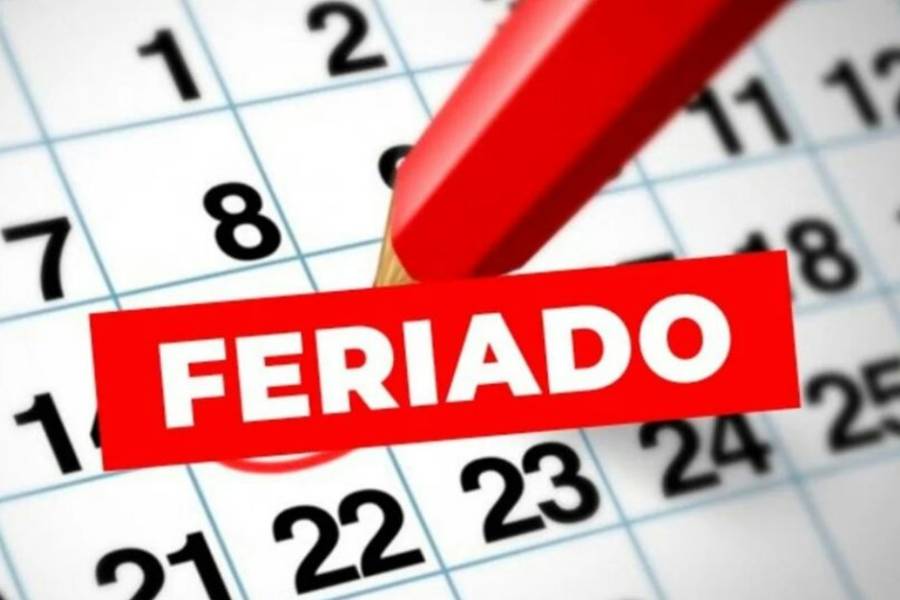 ¿Es feriado el lunes 18 de agosto?
