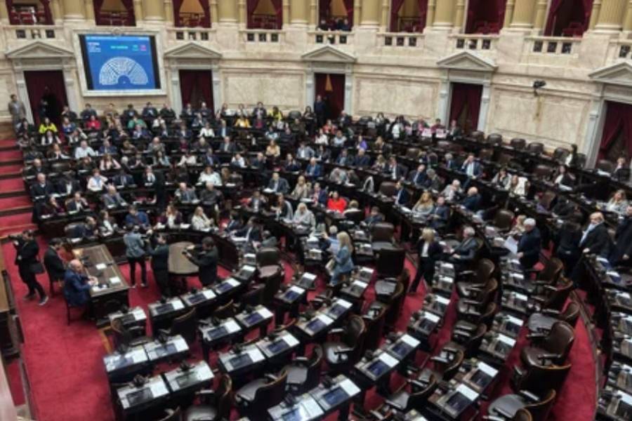 La Libertad Avanza y el peronismo cerraron listas y se preparan para las elecciones legislativas de octubre