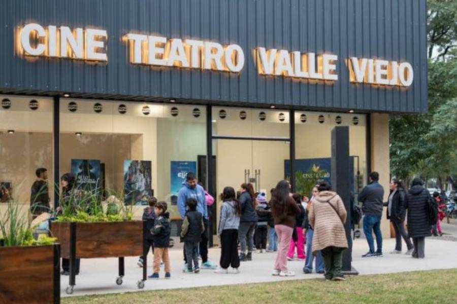 Gala solidaria por Laguna Blanca en Cine Teatro Valle Viejo