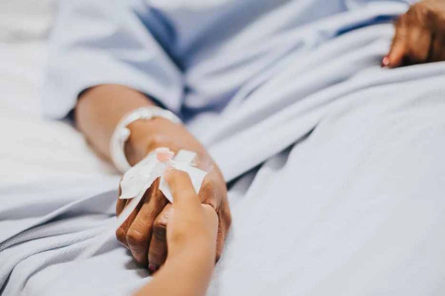 Diputados de la UCR piden regular la eutanasia y presentaron un proyecto para discutirlo en el Congreso