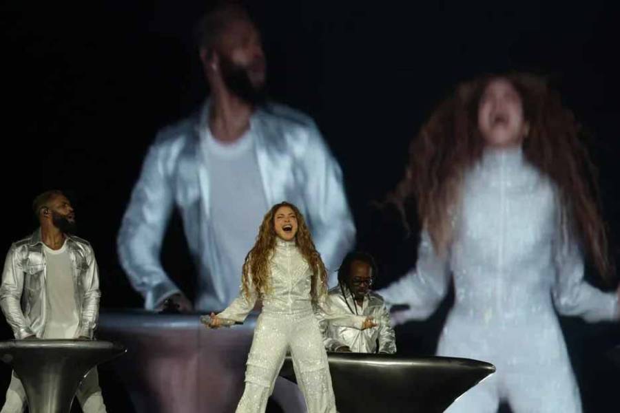 Shakira homenajeó a Gustavo Cerati en su primer show en Vélez