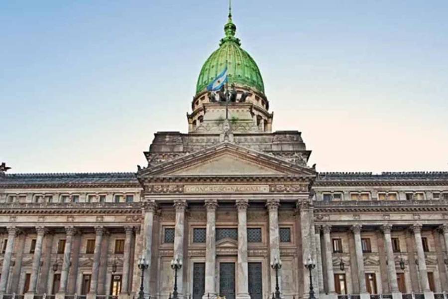 El Gobierno analiza llamar otra vez a extraordinarias para el 2 de febrero