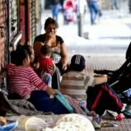 En medio de la polémica con el Indec, el Gobierno afirma que la pobreza bajó y afecta al 26,9% de los argentinos
