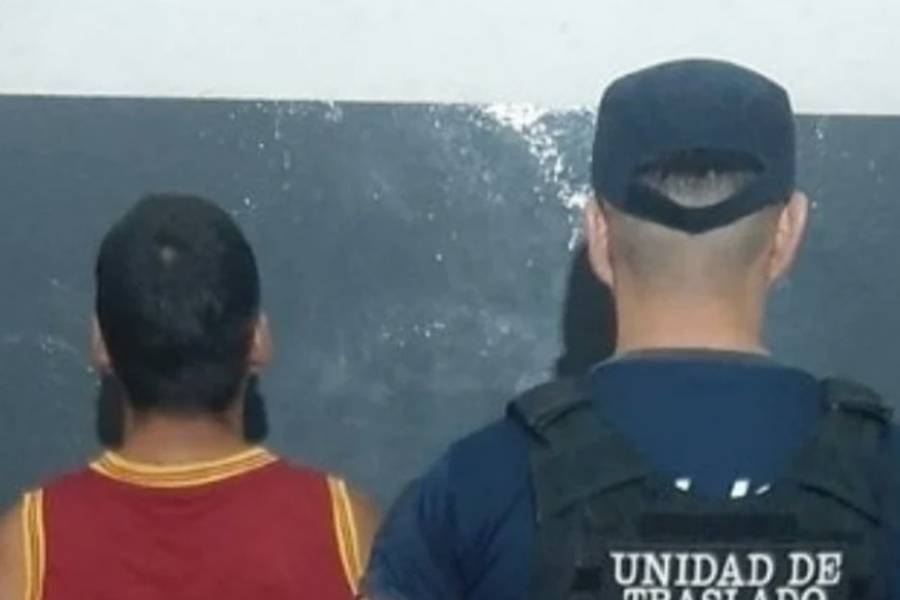 Asalto en el centro: Dictan detención para el acusado de robar en un maxikiosco