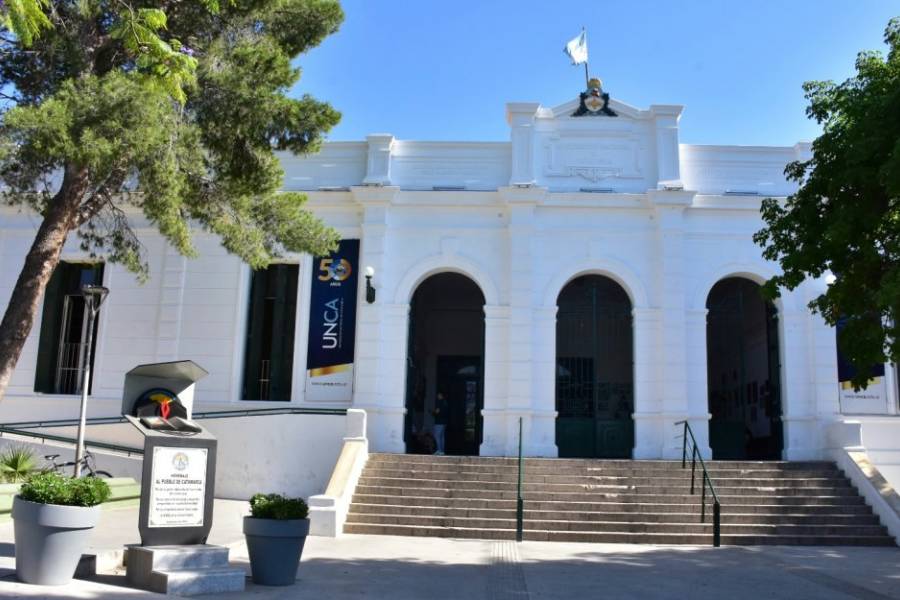 La UNCA recibió a más de 1.000 ingresantes en la Facultad de Ciencias de la Salud