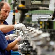 Hay dos millones de personas desocupadas o trabajando en negro en la Argentina