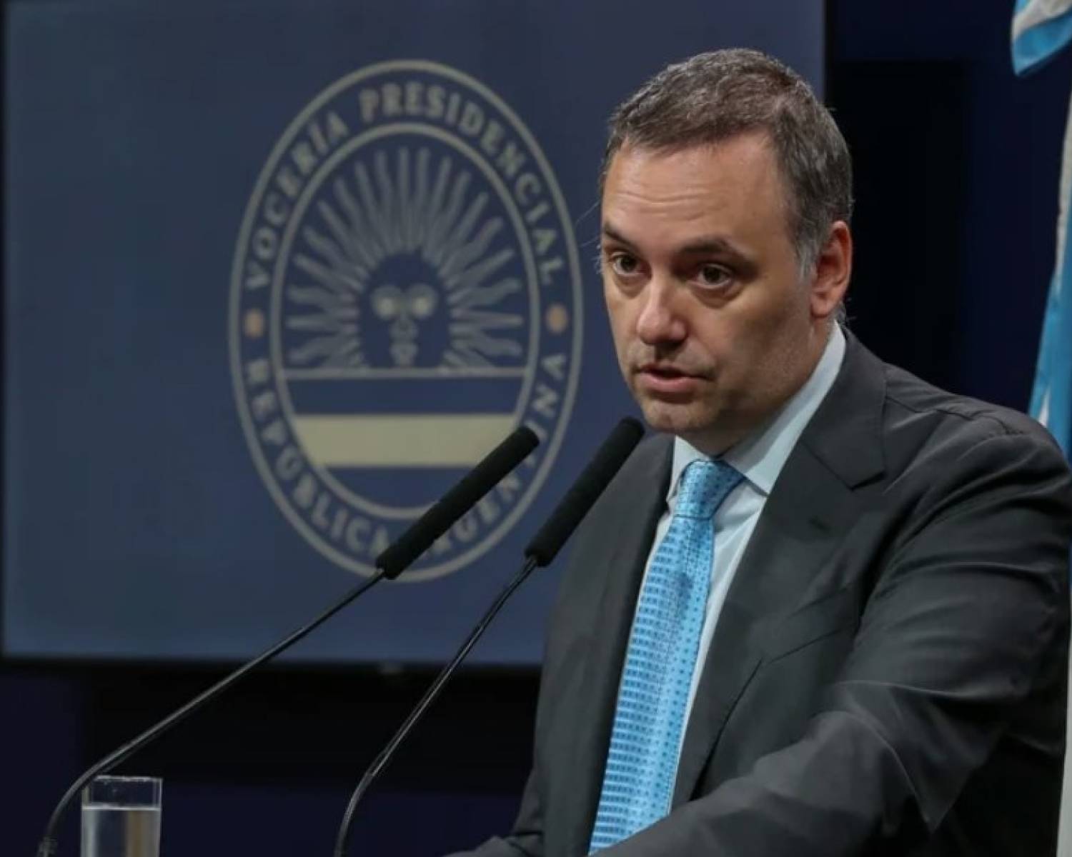 Adorni dijo que no tiene “nada que esconder” y que su patrimonio lo construyó antes de llegar al Gobierno