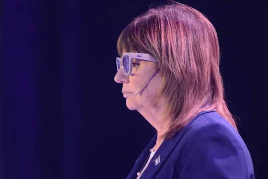 Patricia Bullrich renovó su ultimátum a Manuel Adorni y habló de la interna con Karina Milei