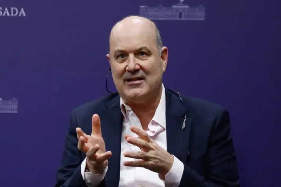 Sturzenegger sigue con su guerra contra la ANMAT: sus motivos