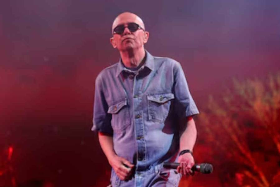 Miles de fanáticos esperan la confirmación para despedir al Indio Solari en la última misa ricotera