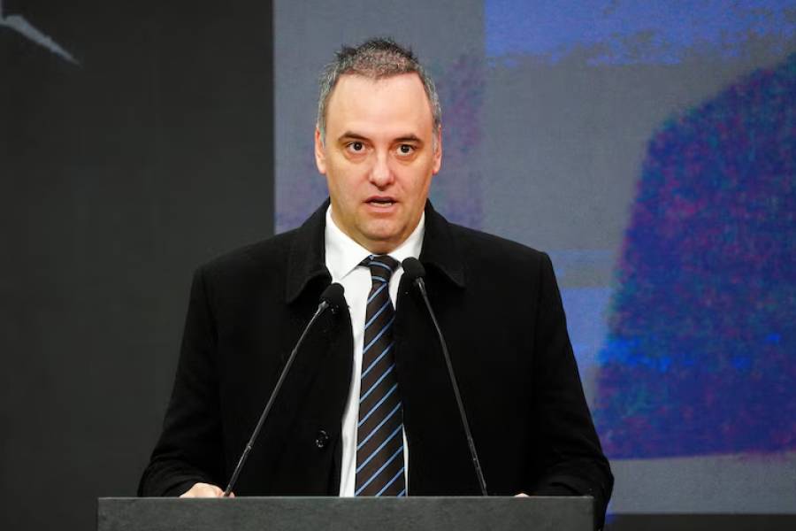 Los detalles de la declaración jurada de Adorni: su patrimonio ahora es de más de $944 millones