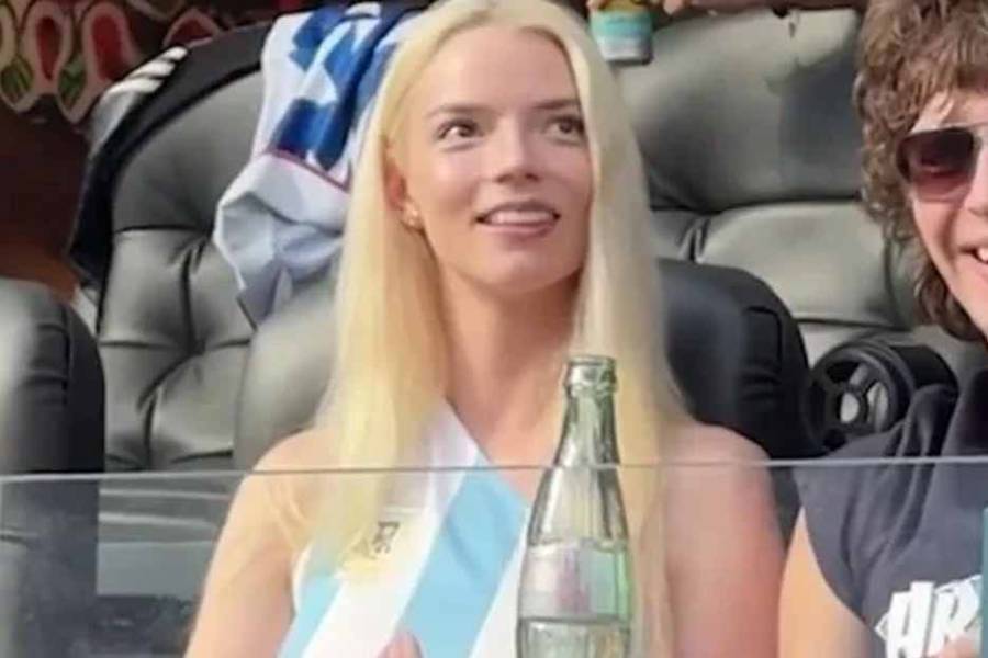 Cuánto cuesta la camiseta argentina que lució Anya Taylor-Joy en el debut de Estados Unidos en el Mundial 2026