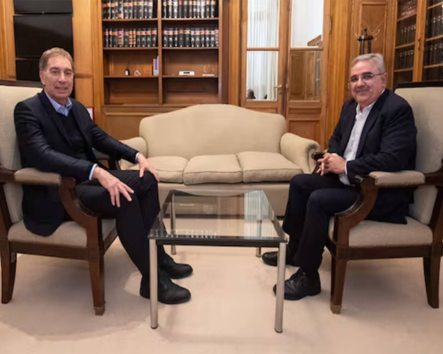 Raúl Jalil entre los gobernadores que asistirán a la jura Diego Santilli 