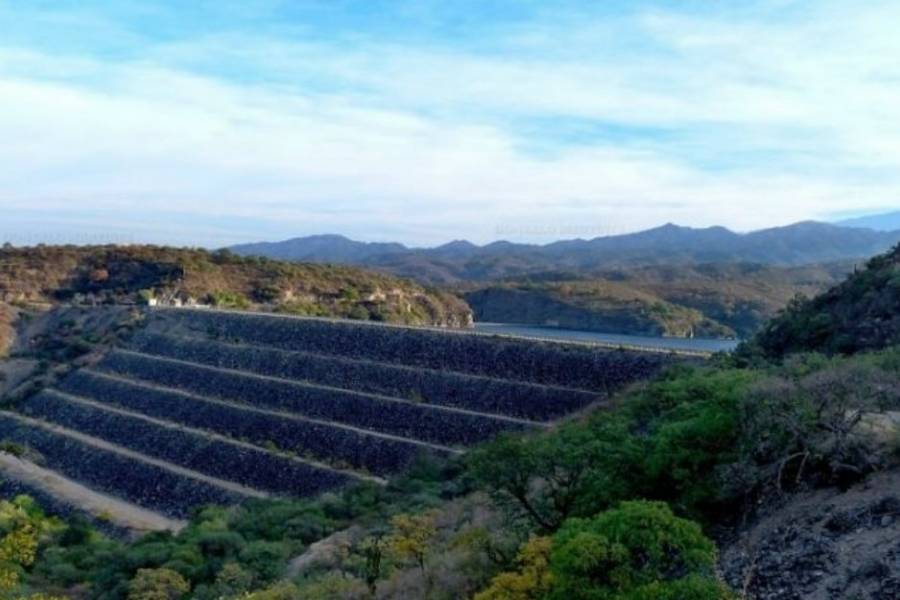 Ciclista cayó por un barranco delDique Las Pirquitas