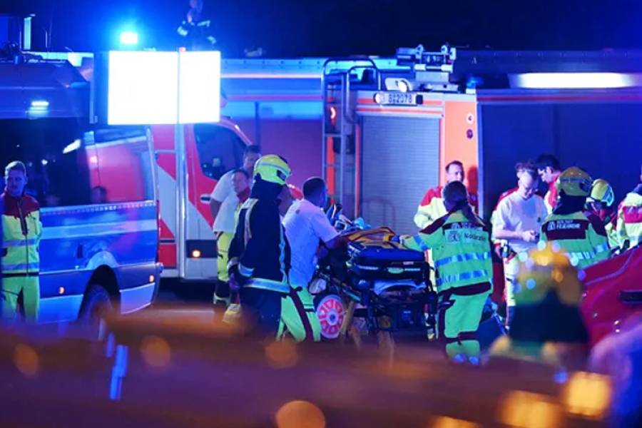 Tragedia en Berlín: vehículo embistió a multitud en marcha del orgullo LGBT y murió una persona