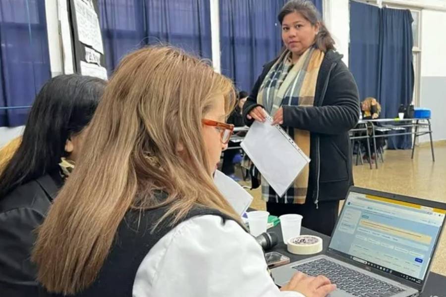 Educación intentará agilizar los trámites de alta a los docentes