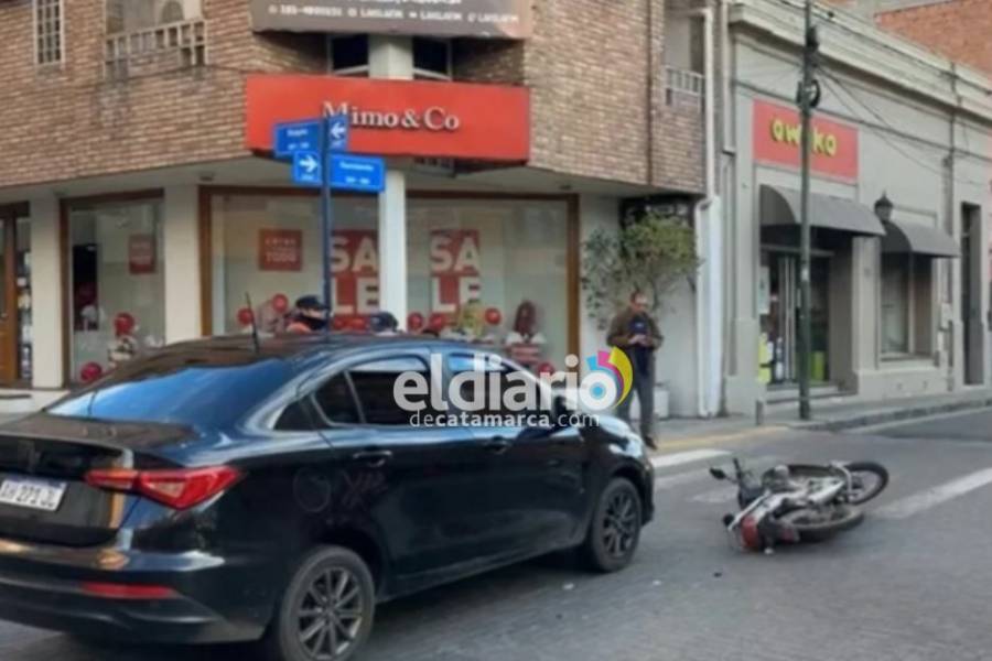 Siniestro vial en pleno microcentro de la Capital