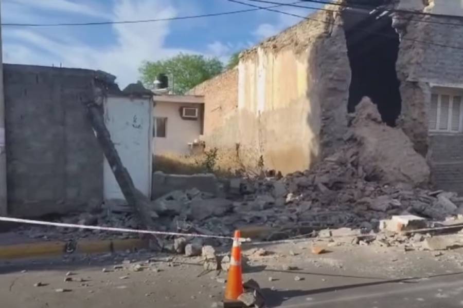 Sucumbió parte de la construcción de una antigua casa en pleno microcentro